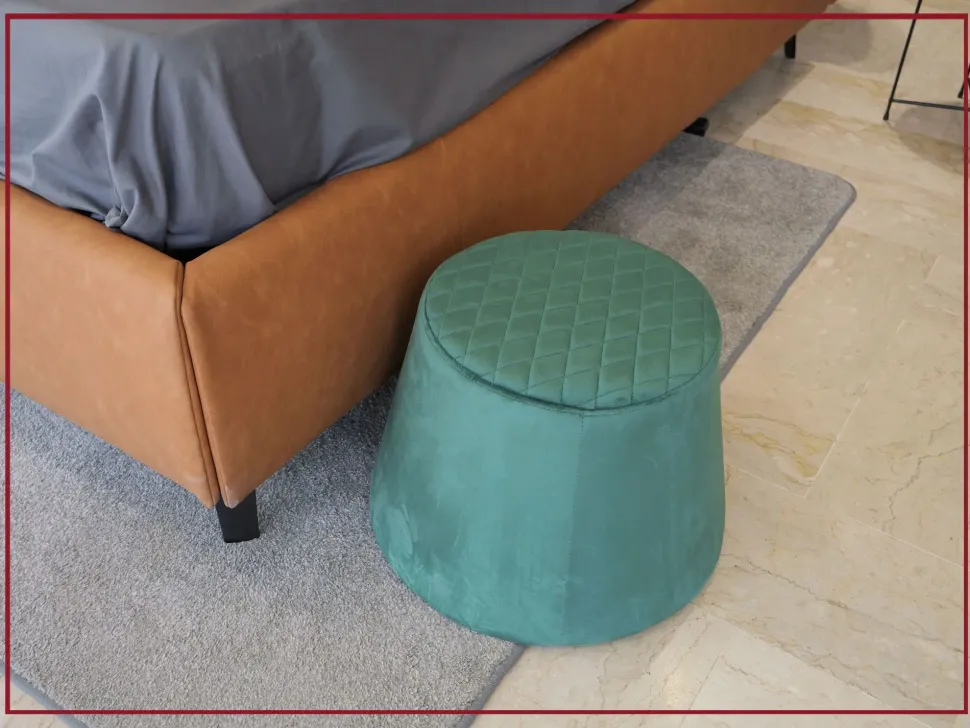 1. Design moderno ed elegante.2. Comodo e pratico.3. Facile da spostare.4. Prezzo scontato.5. Facile da pulire.