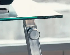 1. Prezzi scontati.2. Design moderno ed elegante.3. Facile da montare.4. Materiali di qualità.5. Garanzia di 2 anni.