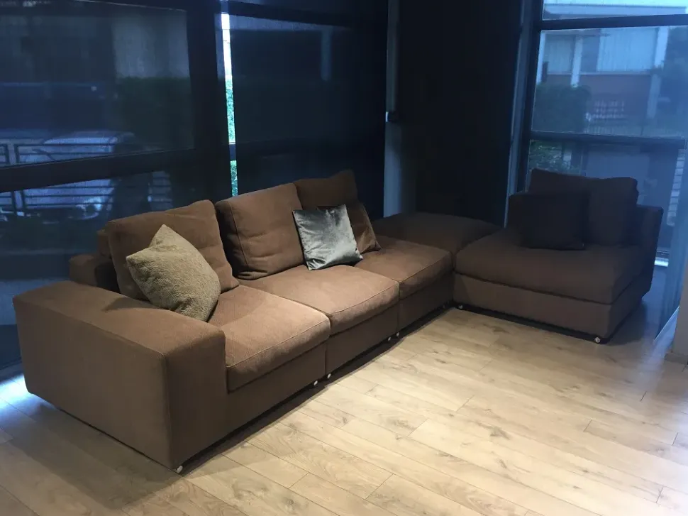 Angolare Victor Longoni poltrone e divani a PREZZO OUTLET scontato del 67%