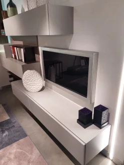 Composizione per il soggiorno modello Day sospeso di Orme a prezzo scontato