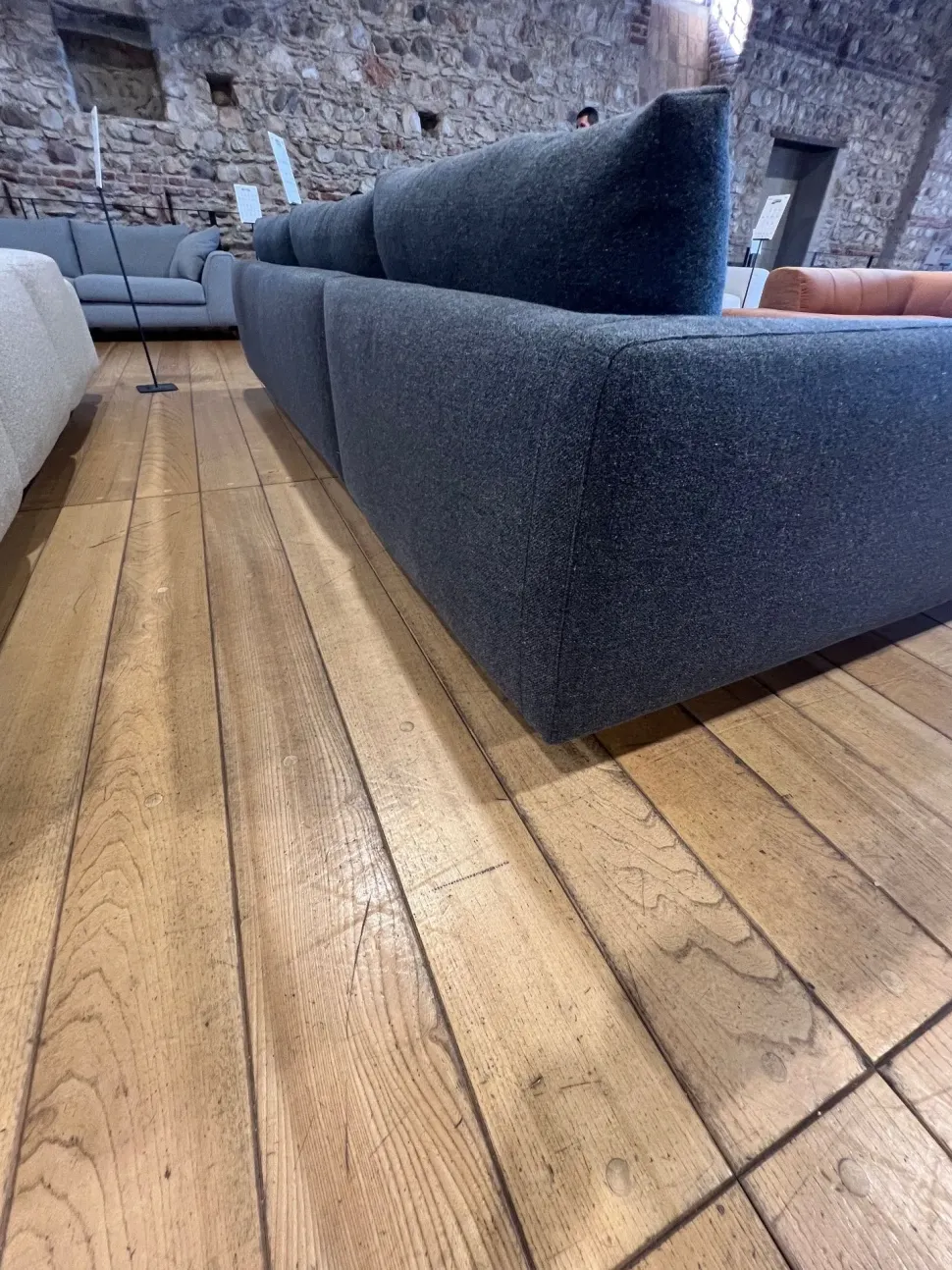 Con penisola Conrad di Felis a prezzo ribassato