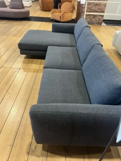 Con penisola Conrad di Felis a prezzo ribassato