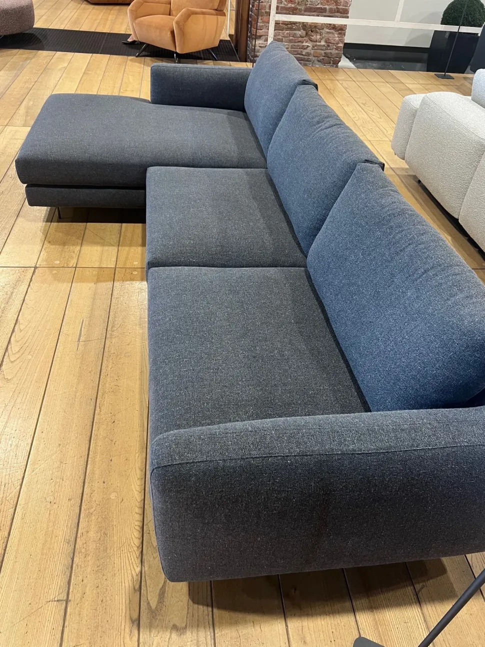 Con penisola Conrad di Felis a prezzo ribassato