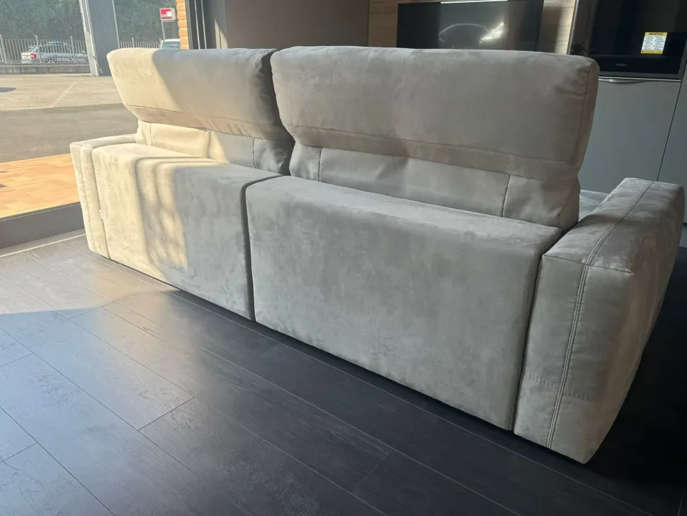 Con penisola Nicolas Calia: con uno SCONTO ESCLUSIVO del 39%