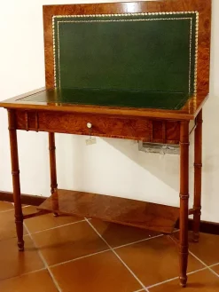 Consolle modello Consolle, tavolo da gioco a marchio Artigianale SCONTATA