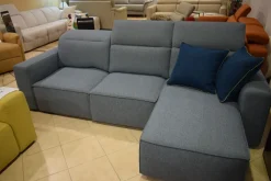 Divani letto con penisola modello Hill di Collezione esclusiva in offerta