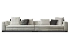 Divano a 3 posti modello Blazer di Minotti a prezzo riservato