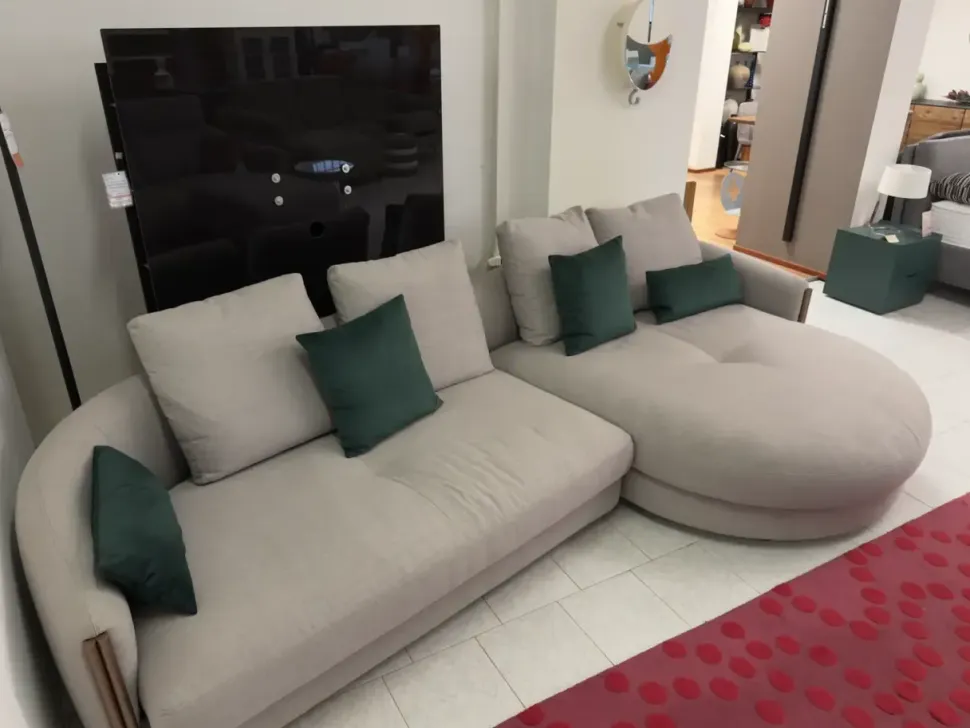 Divano Bonnie di Bontempi divani in stile design in Offerta Outlet