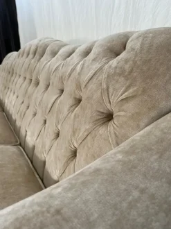 Divano Chanel pronta consegna Md work a prezzo ribassato