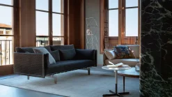 Divano Clayton in Pelle Poltrona frau a prezzo scontato