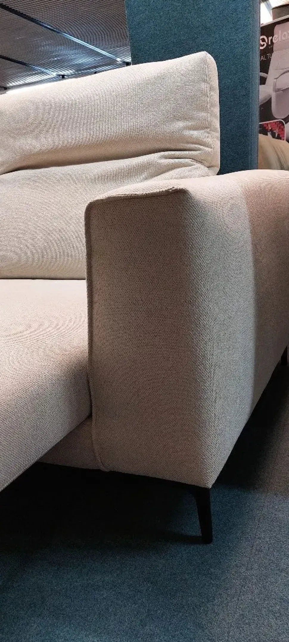 Divano Con penisola Capri Rosini in Offerta Outlet a 3990 Euro