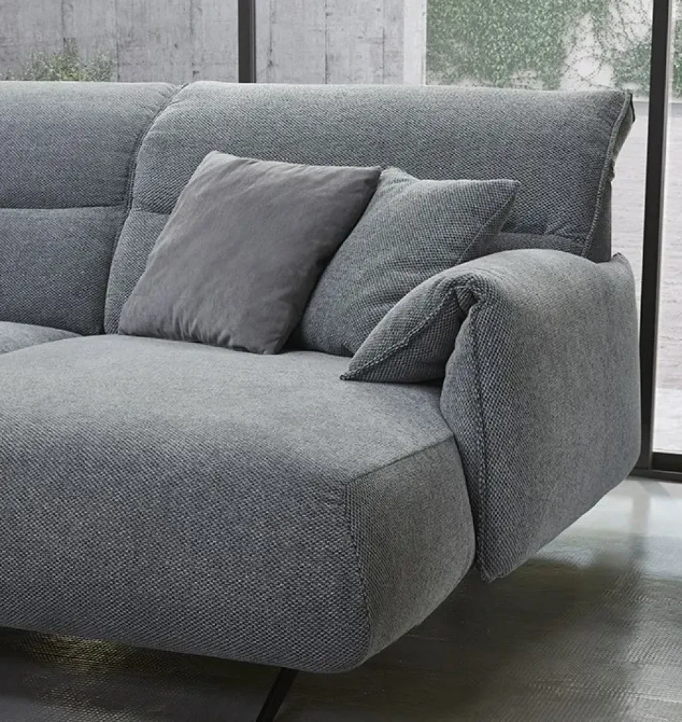 Divano Con penisola Cardiff Rosini a 4030 Euro