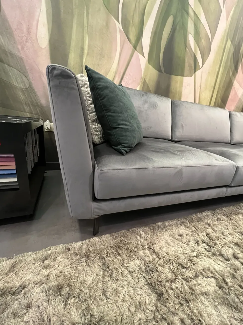 Divano con penisola Gregory Doimo salotti a PREZZO OUTLET scontato del 50%