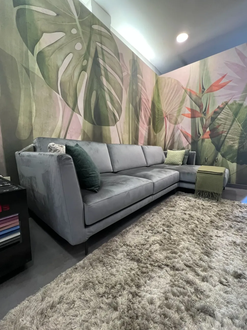 Divano con penisola Gregory Doimo salotti a PREZZO OUTLET scontato del 50%