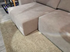 Divano Con penisola Mo26104 Samoa ad un prezzo vantaggioso