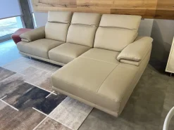 Divano con penisola Orlando Calia in Offerta Outlet