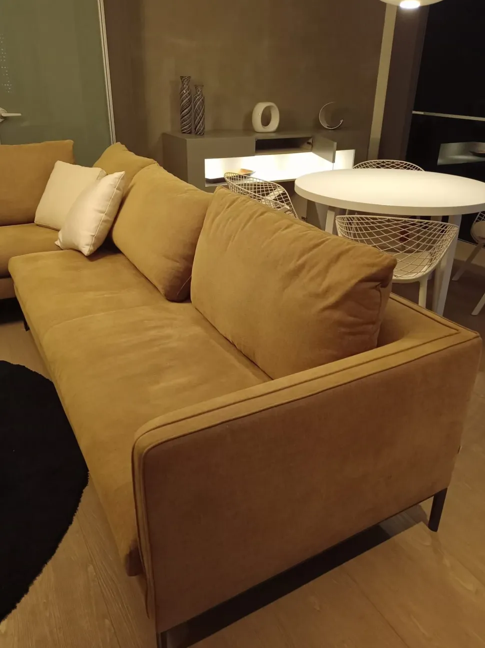 Divano con penisola Paul Molteni & c a prezzi outlet