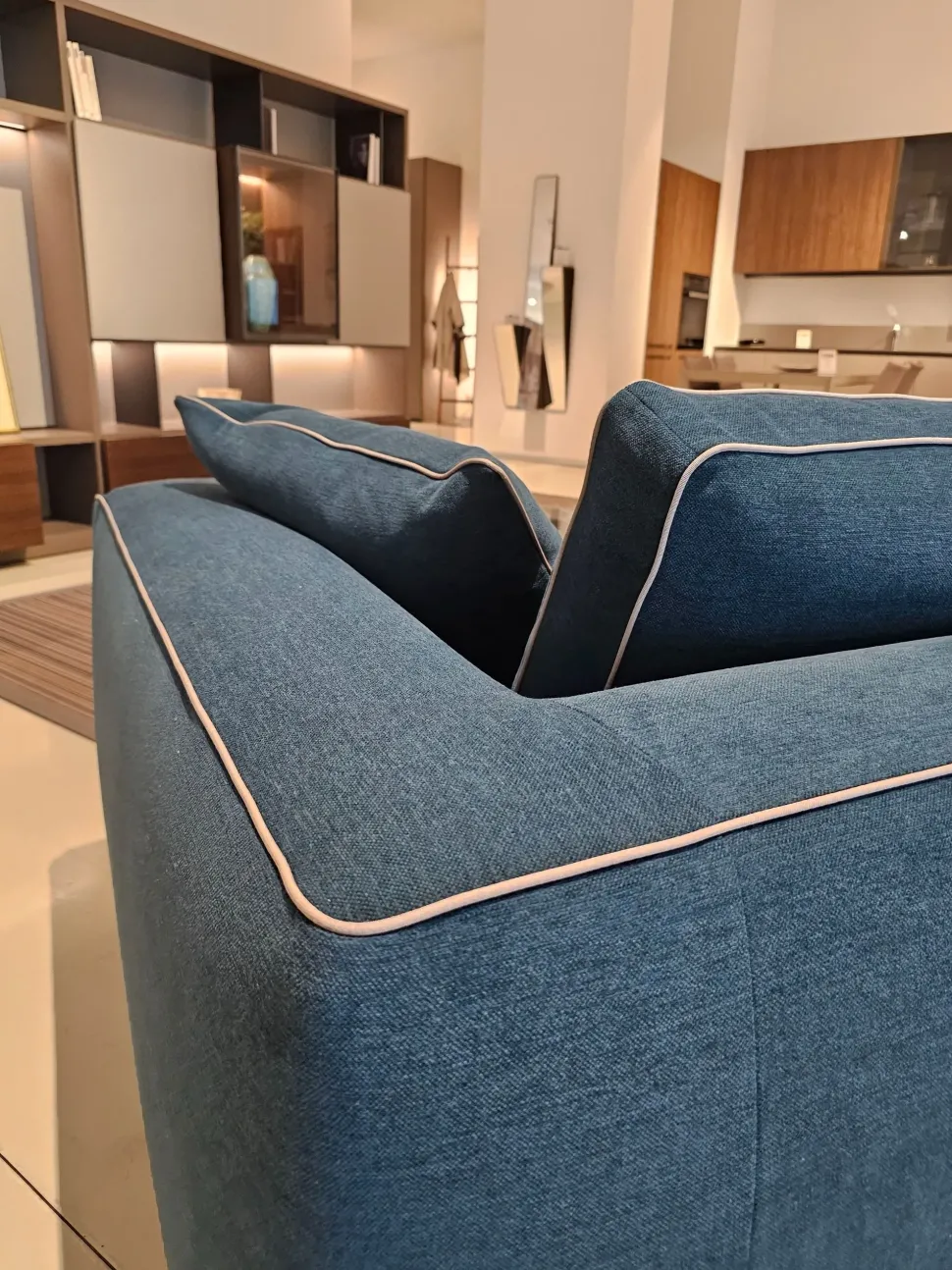 Divano da 4 posti modello Nice di Pianca scontato