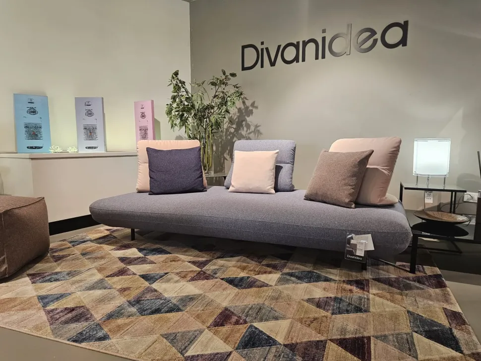 Divano da 4 posti modello Random di Divanidea scontato