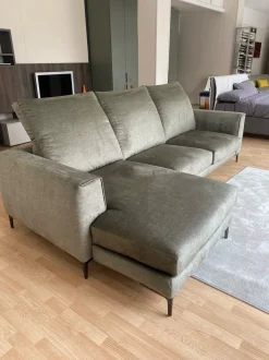 Divano da 4 posti modello Capri di Rosini scontato