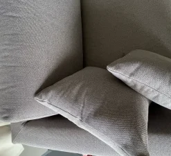 Divano Divano penisola piede bassa Zr: con uno SCONTO ESCLUSIVO del 30%