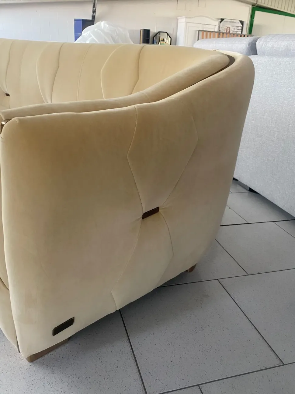 Divano Divano pronta consegna luxury acciaio velluto Md work in Offerta Outlet