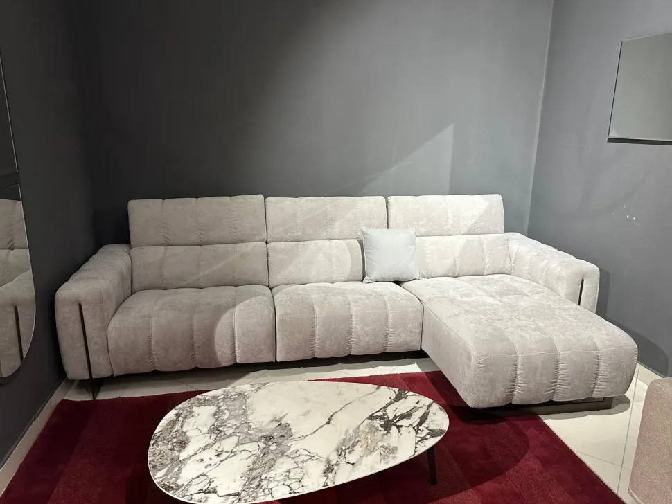 Divano Genesi Franco ferri a PREZZO OUTLET scontato del 50%