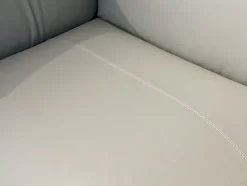 Divano Happy jack in Pelle Poltrona frau a prezzo scontato