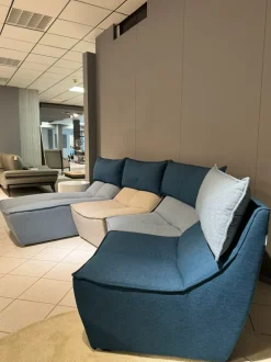 Divano Hip hop tessuto in poliuretano  Calia in Offerta Outlet