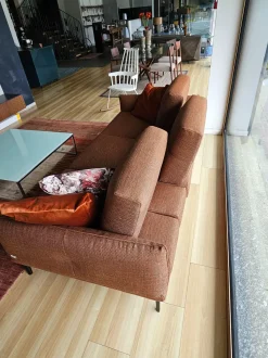 Divano in Tessuto Doimo salotti a prezzo scontato