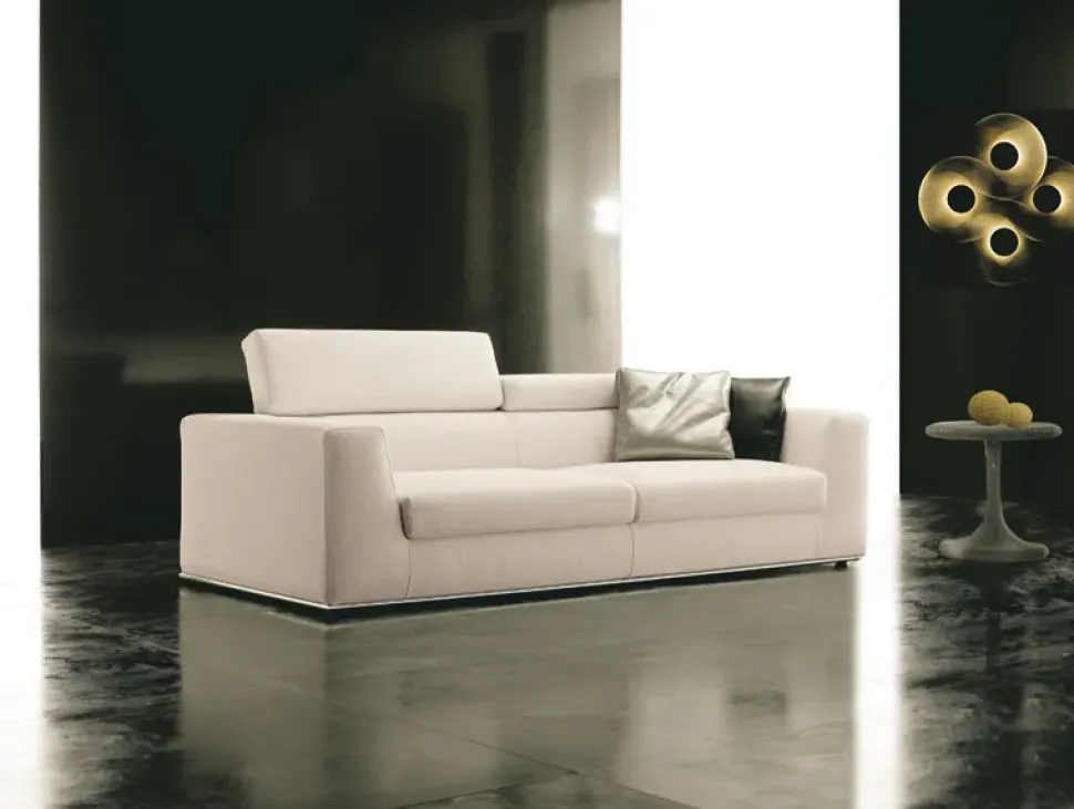 Divano in Tessuto Harrison con poggiatesta reclinabili di Pandolfi