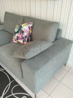 Divano in Tessuto stile design modello Tangram silver scontato - 42%