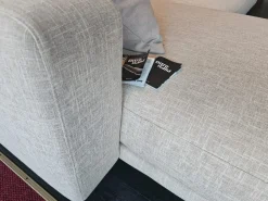 Divano in Tessuto stile moderno modello Divano bepop scontato - 43%