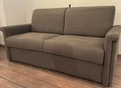 Divano letto Elodie Mottes: 40% di sconto! Ideale per architetti.