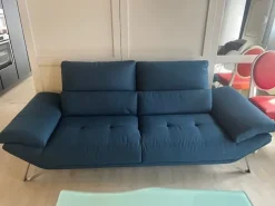 Divano lineare Fly Calia ad un prezzo conveniente