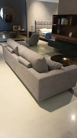 Divano Lineare in Tessuto sfoderabile Norman di Doimo salotti