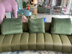 Divano Lineare modello Brando di Valentini in offerta