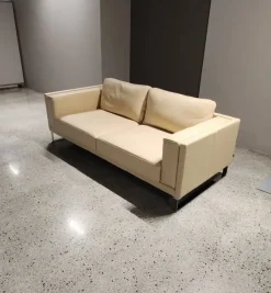 Divano Lineare Pelle primo fiore pronta consegna Md work a 4240€