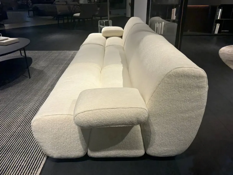 Divano Moderno Ernest con 3 posti a prezzo riservato