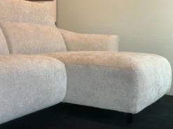 Divano Moderno Samuel con 4 posti a prezzo riservato