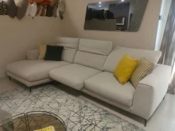 Divano moderno tessuto Capri di Rosini con sconto del - 25%