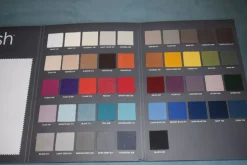 Divano moderno tessuto Feng di Collezione esclusiva con sconto del - 40%