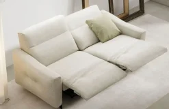 Divano moderno tessuto Samuel di Doimo salotti con sconto del - 30%