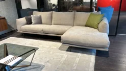 Divano Nicolas in Tessuto non sfoderabile  di Calia scontato 39%