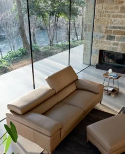 Divano Paris con pouf Doimo salotti scontato