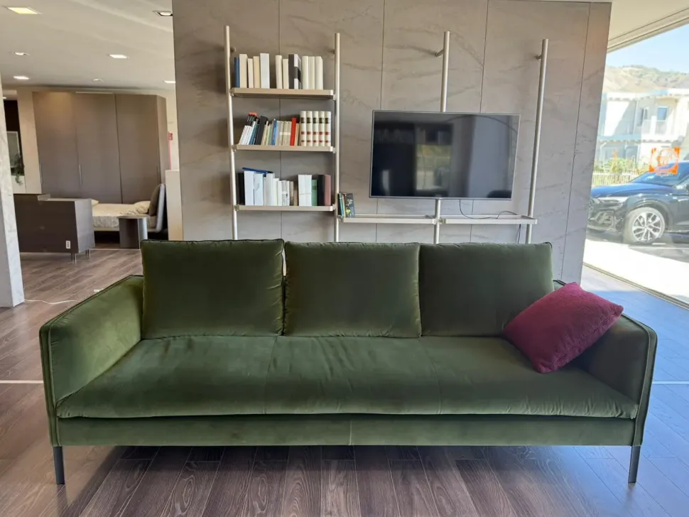 Divano Paul di Molteni & c in stile design a prezzo Outlet