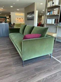 Divano Paul di Molteni & c in stile design a prezzo Outlet