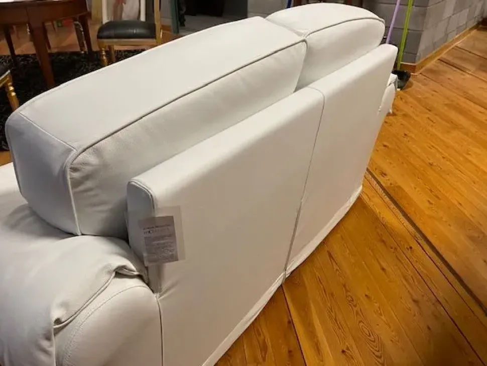 Divano Renoir in Pelle sfoderabile di Artigianale scontato 66%