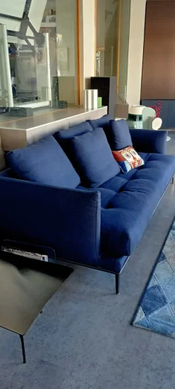 Divano Soft island tessuto in poliuretano  Bonaldo in Offerta Outlet