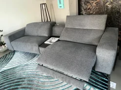 Divano Soho relax tessuto in poliuretano Divanidea a prezzo Outlet